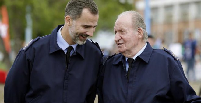 El rey Felipe VI guarda silencio sobre el paradero de Juan Carlos I cinco días después de su huida