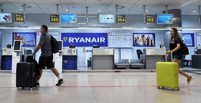 El aeropuerto de Barajas prevé retrasos superiores a una hora por la huelga de controladores de seguridad