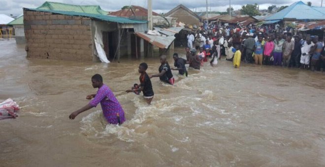 Mueren 21 personas por la apertura de una presa sin previo aviso en Nigeria