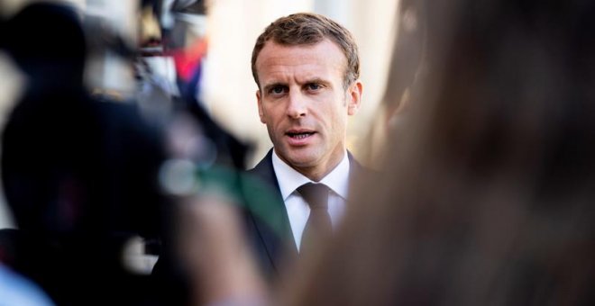 Críticas a Macron en Francia por sus consejos a un parado para encontrar trabajo: "Cruzo la calle y te los encuentro"