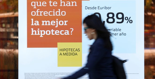 Guanya la banca: els hipotecats ja paguen en interessos quasi el que s'estalvien amb l'AJD