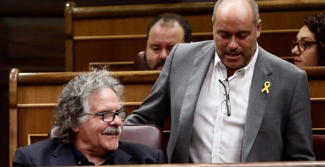 El diputado de ERC señalado por Borrell exige su dimisión: "Esto sí que es un escupitajo"