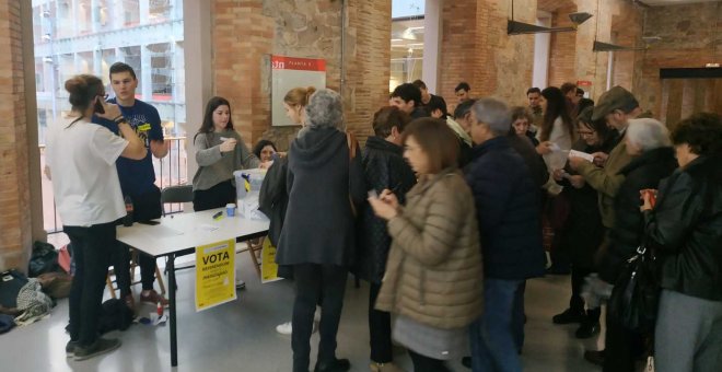 Els estudiants de les universitats catalanes reproven la monarquia espanyola