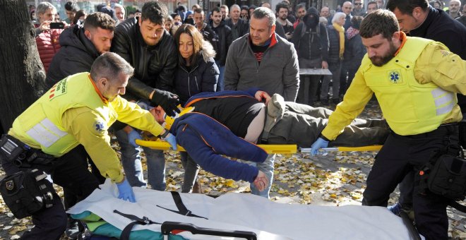 El conseller de Interior defiende a los Mossos y rechaza los ceses pese a las cargas