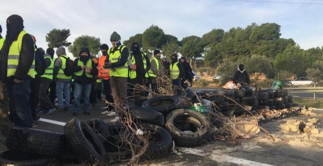 Els CDR mantenen el tall de l'AP-7 a l'altura de l'Ampolla de manera indefinida