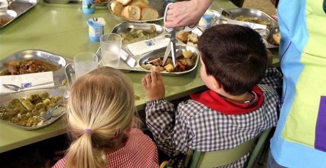 La batalla per la gestió dels menjadors escolars