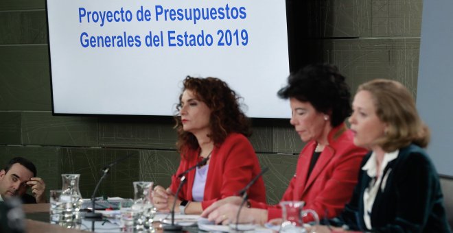 El Gobierno eleva dos décimas, al 14%, el paro previsto para 2019 por el menor PIB