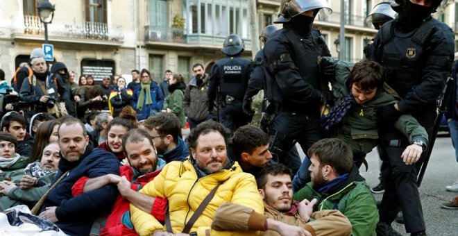 Els moviments socials, en alerta per la criminalització del dret a la protesta que suposa la sentència del Procés