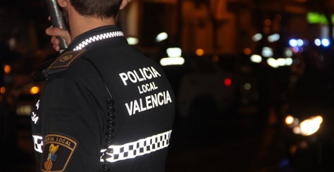 Detenido un joven por agredir a sus padres al no encontrar el móvil