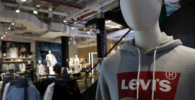 Levi Strauss regresa a Wall Street