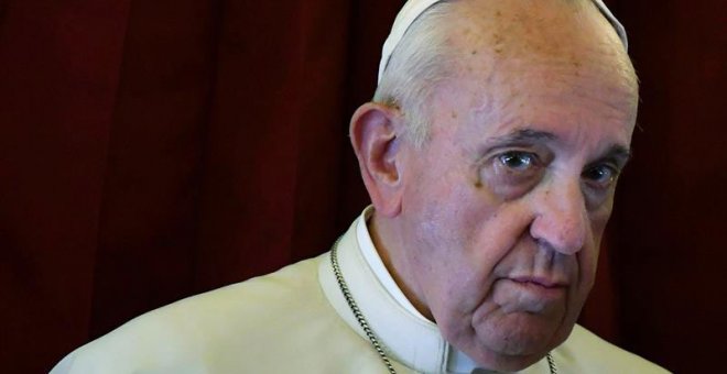 El Papa acepta la renuncia del obispo canadiense al que dio autorización para que una monja oficiase una boda