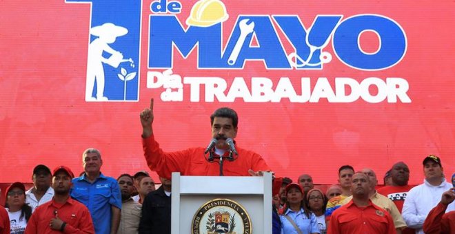 Maduro pide al Ejército "máxima lealtad" a la Constitución frente al "golpe de Estado" en Venezuela