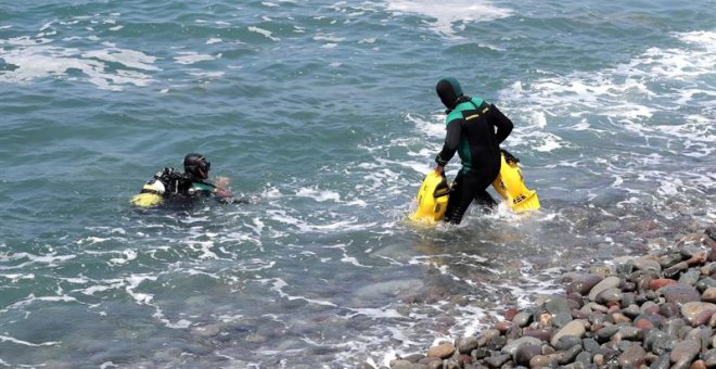 Hallan el cadáver del bebé desaparecido de la patera que llegó a Gran Canaria