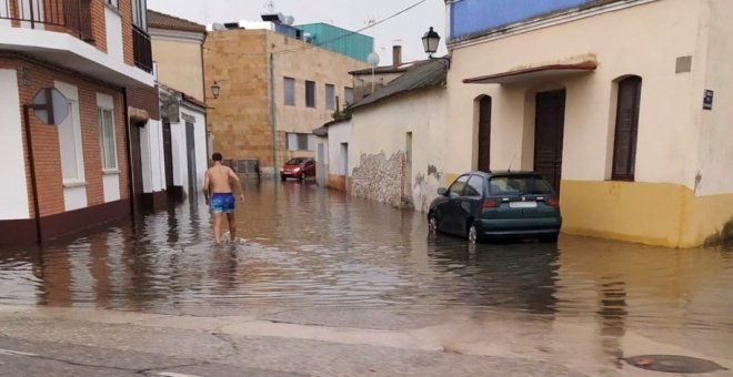 El riesgo por calor y tormentas afectará este jueves a 14 provincias