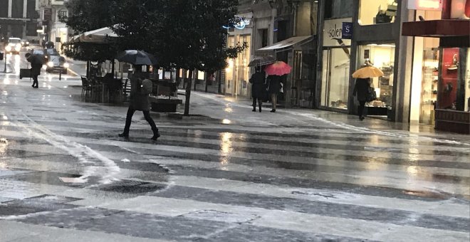 Esta semana comenzará con lluvias y tormentas por la entrada de aire frío