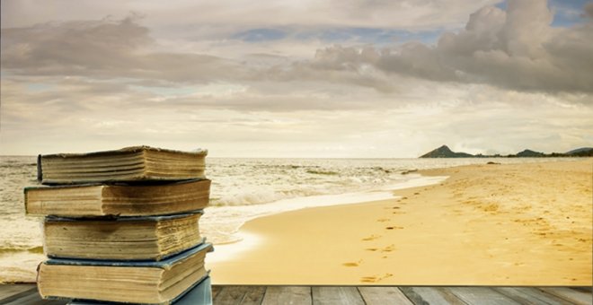 Poesía para leer este verano, en la playa o en la montaña