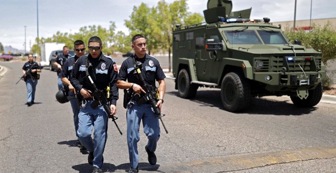 Al menos 20 muertos y 26 heridos en un tiroteo en un centro comercial de Texas