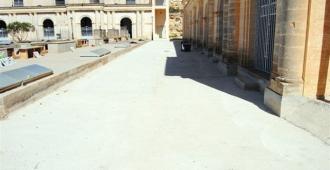 Encuentran centenares de cuerpos sin sepultar en unas salas del cementerio de Manacor