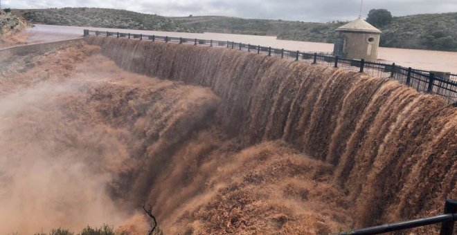 La DANA que azota el mediterráneo afectará a 16 provincias este domingo