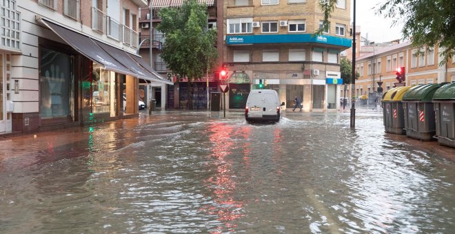 La gota fría comienza a debilitarse pero mantiene en alerta a 16 provincias, 2 de ellas en alerta roja