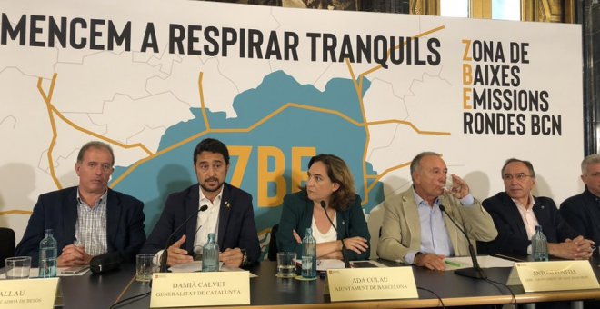 Barcelona multarà amb fins a 1.800 euros els vehicles que se saltin la zona de baixes emissions