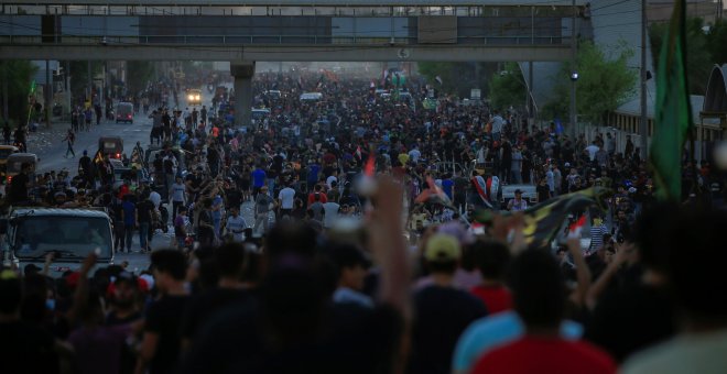 Más de cien muertos y 6.000 heridos en las protestas ciudadanas de Irak