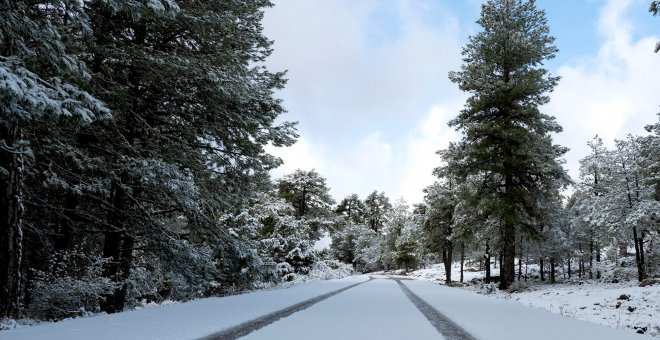 Doce comunidades siguen este viernes bajo alerta por nieve, frío, lluvia, viento y oleaje