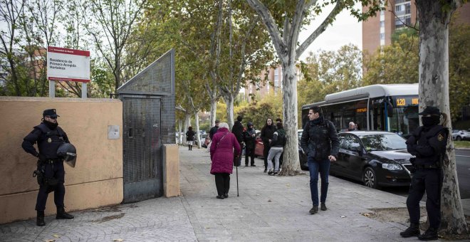 Los Tedax explosionan una granada de mano de entrenamiento lanzada al centro de menores de Hortaleza