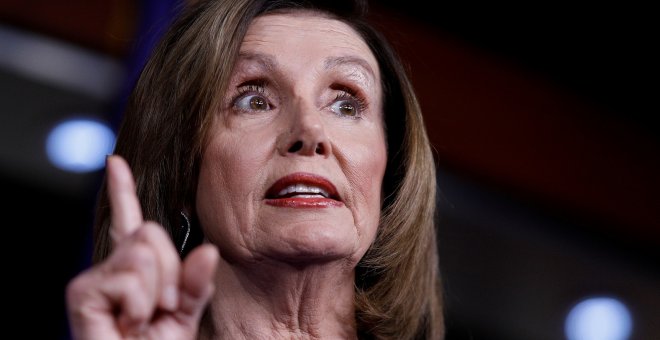 Pelosi pide a Pence que invoque la enmienda 25 para destituir a Trump y amenaza con iniciar un 'impeachment'