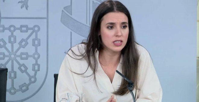 Revocada la condena por el poema machista sobre Irene Montero