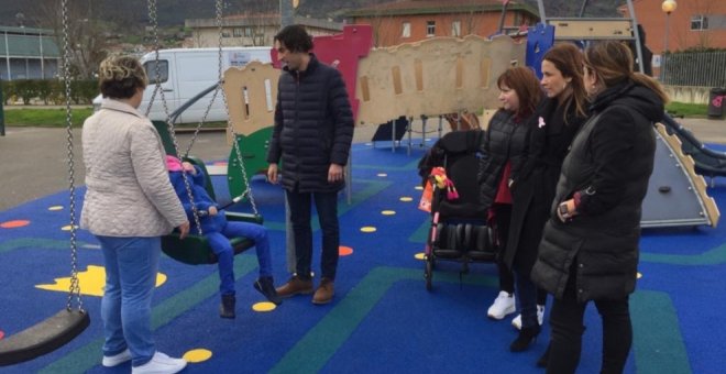 Finalizada la renovación del parque junto al colegio José Ramón Sánchez