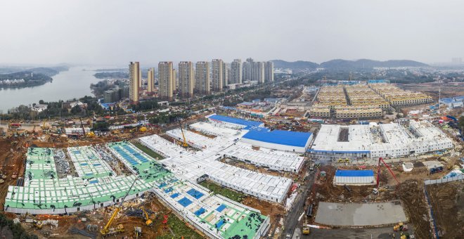 China estrena en solo diez días un nuevo hospital para frenar el coronavirus