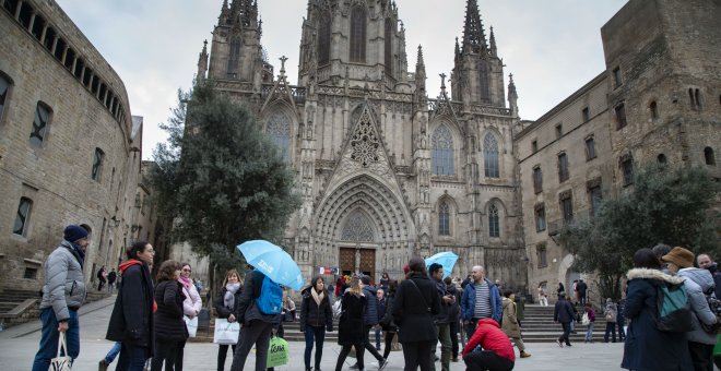 Treballar per propines i en control remot, la 'uberització' dels 'free tours'