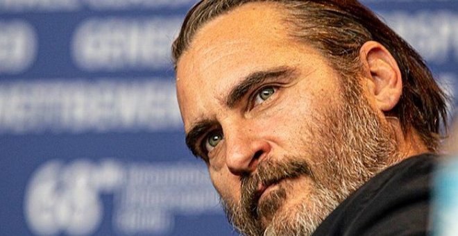 Joaquin Phoenix en defensa de los más débiles, incluidos los terneritos