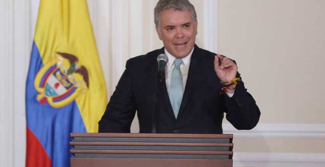 Iván Duque: Obediente sin causa