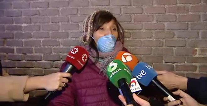 Mascarillas y guantes para los trabajadores de la residencia de Madrid con 16 positivos