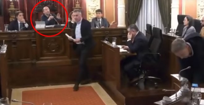 El alcalde de Ourense perpetra uno de los plenos más esperpénticos que hayas visto jamás