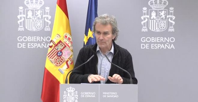 Fernando Simón:  "En Madrid los hospitales están en una situación complicada, con los recursos ajustados y hay que tener cuidado con su uso"