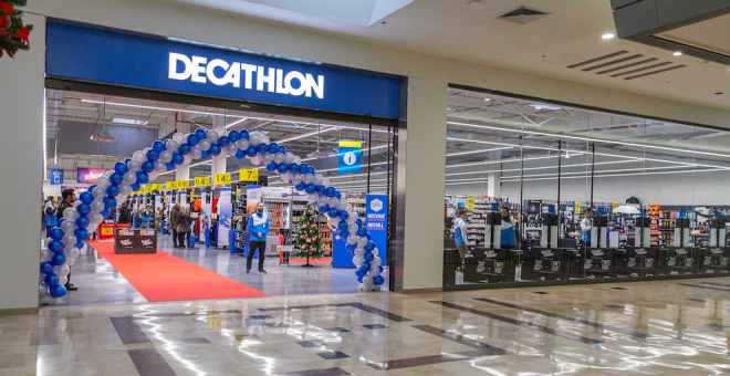 Decathlon presenta un ERTE para hasta 8.800 empleados en España, el 92% de su plantilla