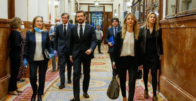 Dirigentes del PP difunden bulos contra el Gobierno a pesar de prometerle lealtad