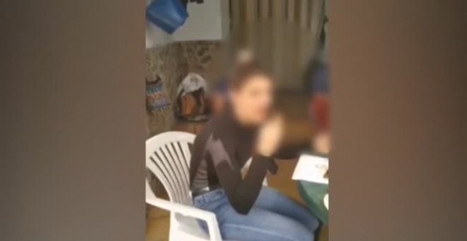 Denunciadas 23 personas por celebrar una fiesta en plena calle en  Las Navas de Madroño, Cáceres