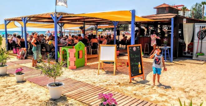 Una de cada quatre guinguetes de platja de Catalunya no obrirà aquest estiu per la manca de viabilitat econòmica