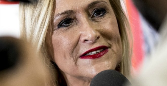 Cristina Cifuentes a Isa Serra o cómo le dijo la sartén al cazo