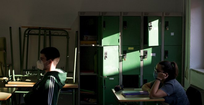 La vuelta al cole costará 7.000 millones de euros y se necesitarán 165.000 profesores más, según CCOO