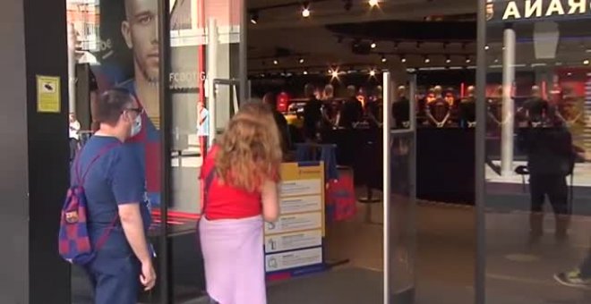 El Barça reabre la tienda y el museo del Camp Nou