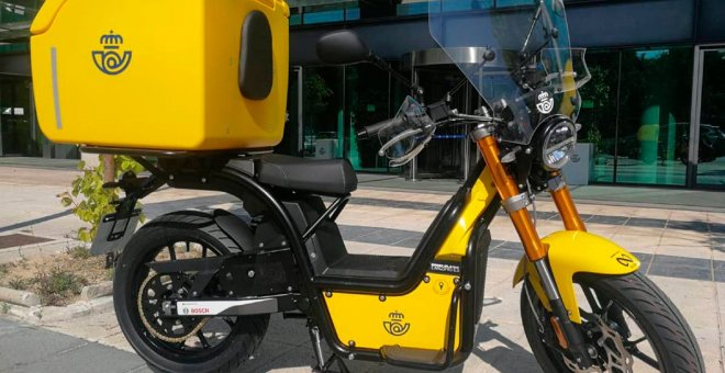 Correos incorpora 600 nuevas motocicletas eléctricas a su flota de reparto