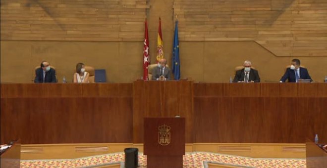 La Asamblea de Madrid rechaza reprobar al consejero de Sanidad por la pandemia