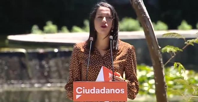 Arrimadas: "Lo que tiene que hacer Iglesias es dar menos lecciones de feminismo, que no puede dar ni una"