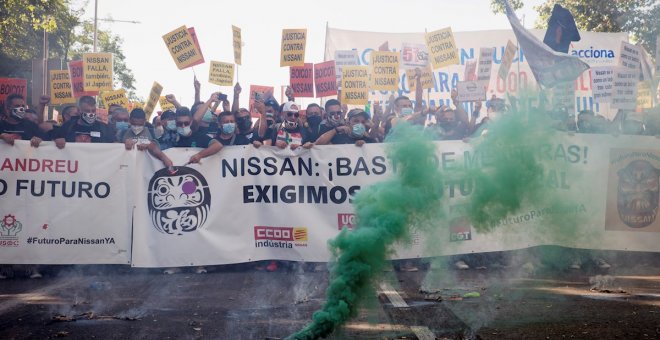 Proponen socializar las plantas de Nissan en Barcelona para fabricar coches eléctricos y así mantener el empleo