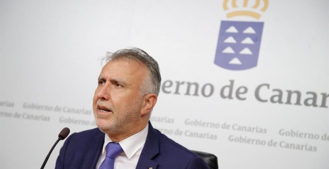 Canarias insiste en que distribuir por todo el país a 2.600 niños migrantes es algo "imposible de asumir"